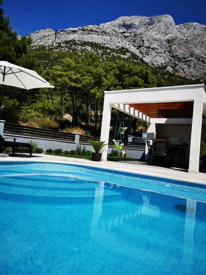 Villa La Vita Baska Voda Bagian luar foto