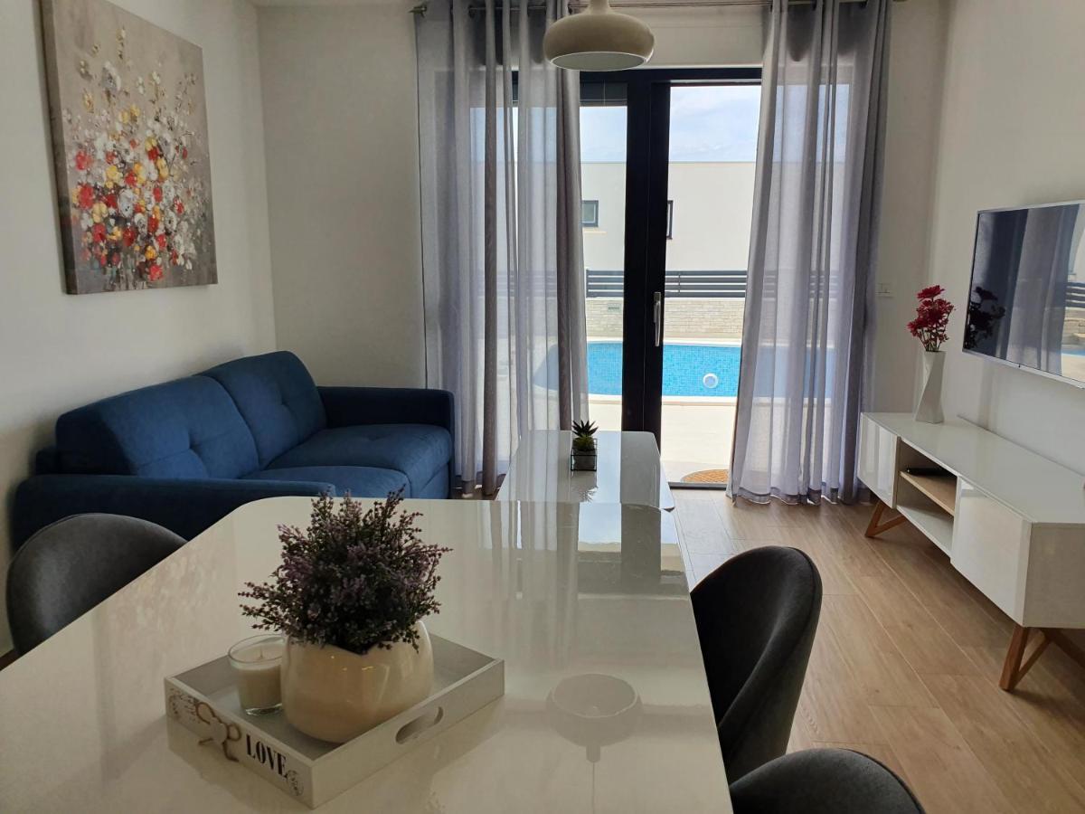 Villa La Vita Baska Voda Bagian luar foto