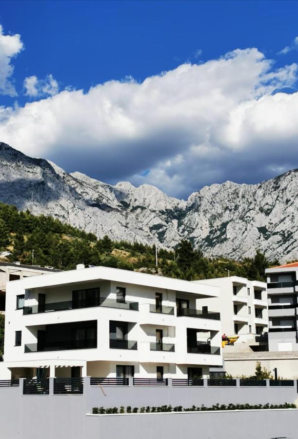 Villa La Vita Baska Voda Bagian luar foto